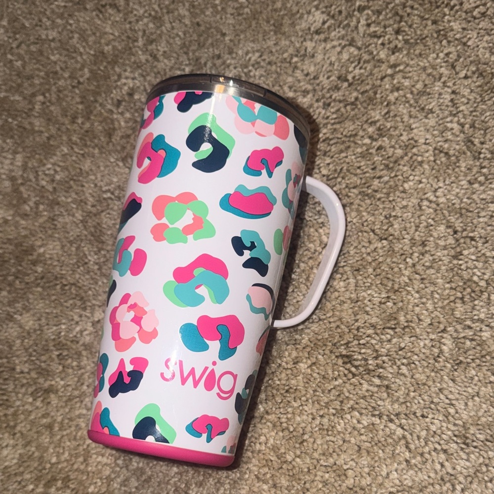 Swig Multicolor Leopard Print Tumbler